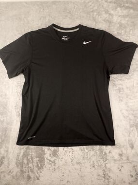 Nike Dri-FIT Men's Black Short-Sleeve Performance Shirt Size Large